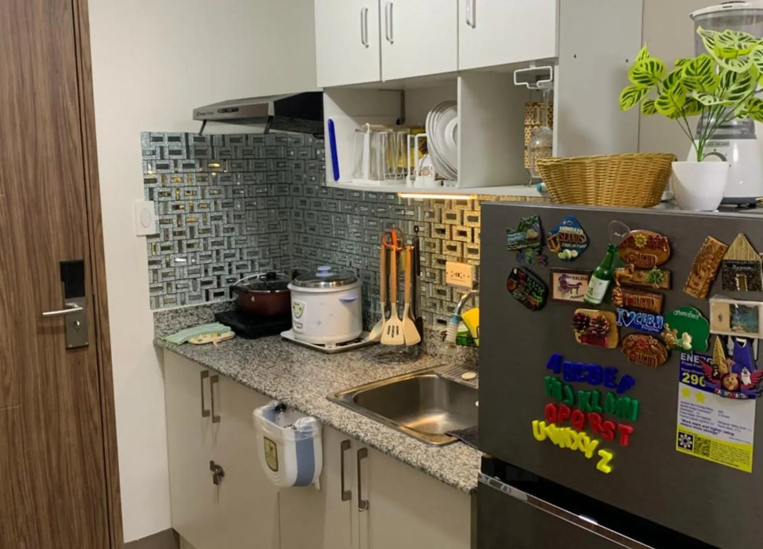Apartment Paranaque Staycation At Spring Residences T3 U1231 Manila