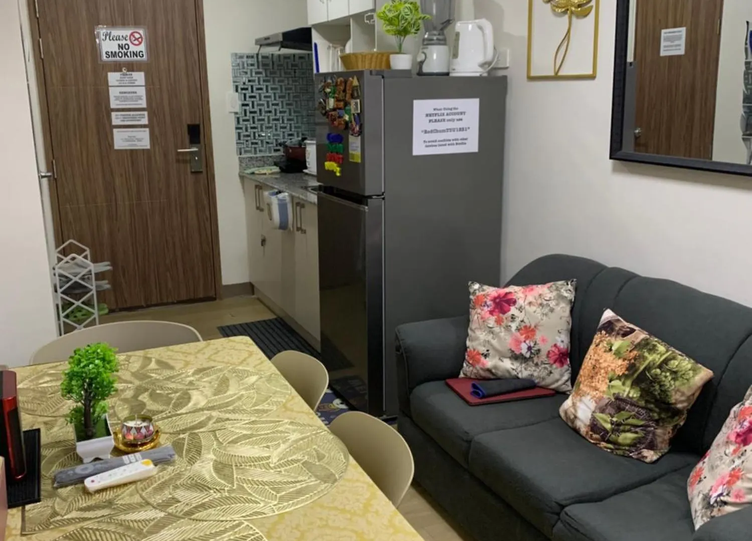 Paranaque Staycation At Spring Residences T3 U1231 Manila Apartment